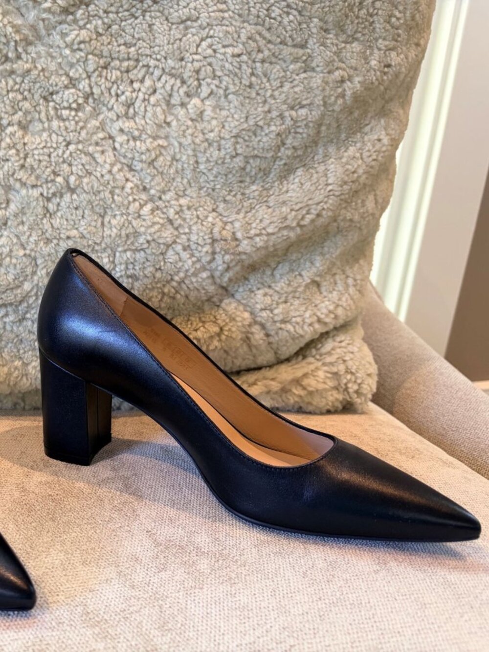 Stuart Weitzman Stuart Power Block Heel 75 Black NWT - Picture 4 of 6